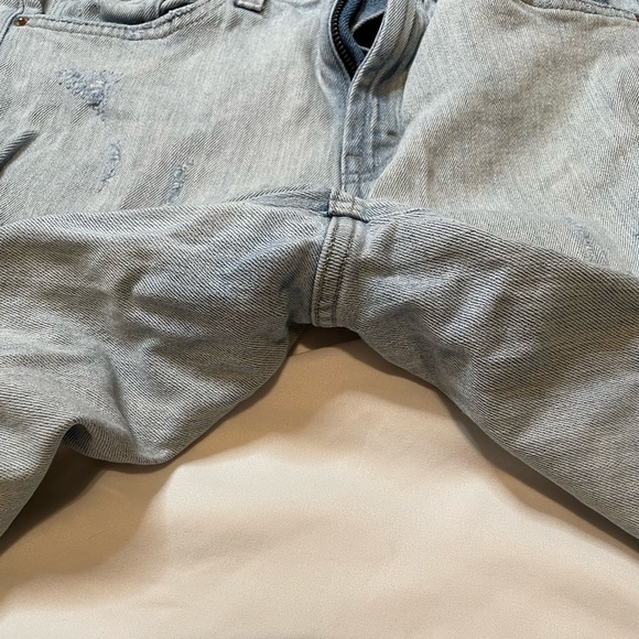 Wild Fable size 2 mid rise light wash distressed straight leg jeans - Picture 6 of 6